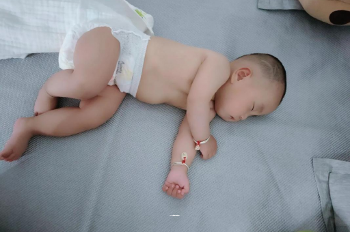 陕西没满月的宝宝